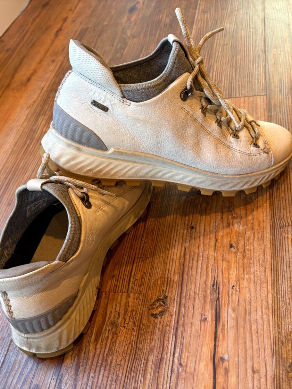 Ecco Tennis Shoes